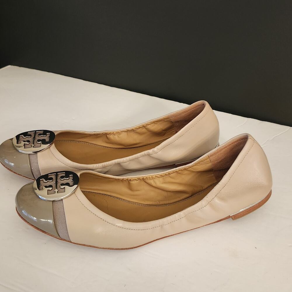 Tory Burch Minnie Patent Cap Toe Ballet Shoes Light Taupe/Gray Heron Sz 11M - Picture 3 of 7